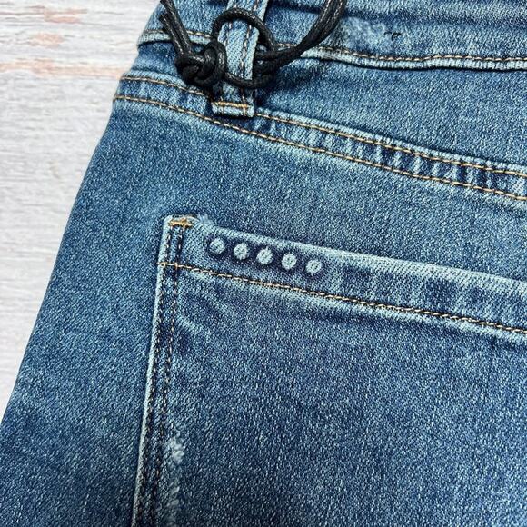 NWT Blank NYC Fulton Roll Up Jean Short Women 25 Dress Down Party Blue Denim NEW - Picture 11 of 14